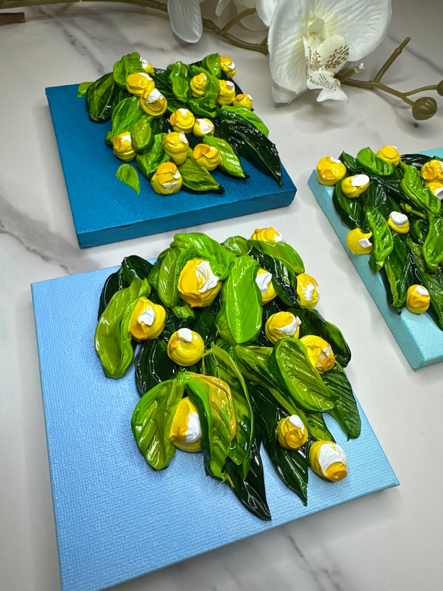 Mini Lemon Textured Art – Handcrafted 4x4 Canvas with Easel | Fresh & Cheerful Desk Décor