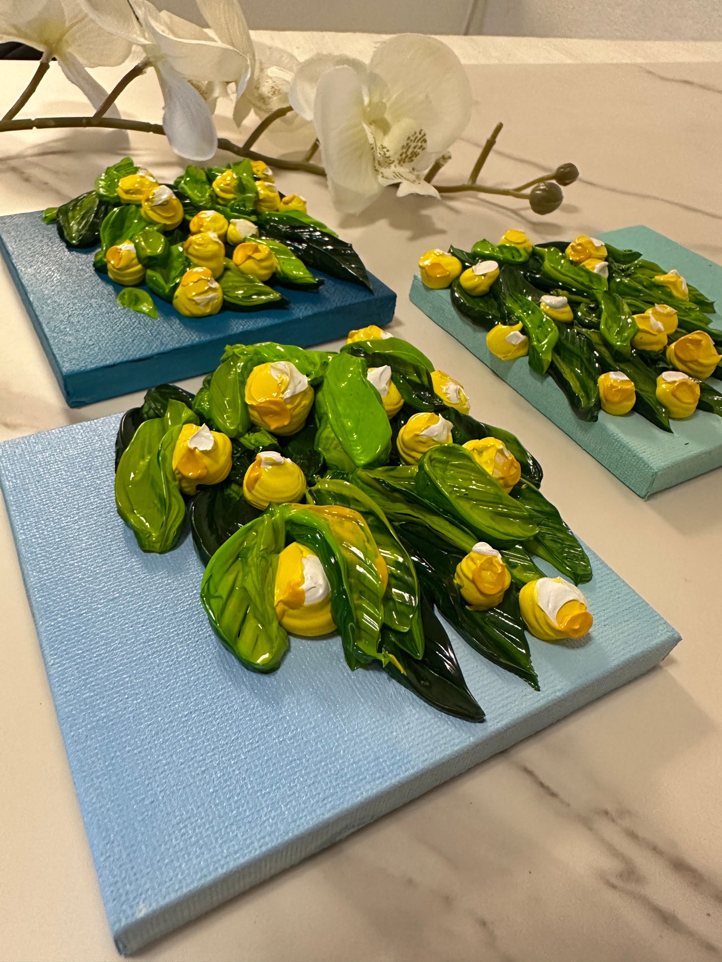 Mini Lemon Textured Art – Handcrafted 4x4 Canvas with Easel | Fresh & Cheerful Desk Décor